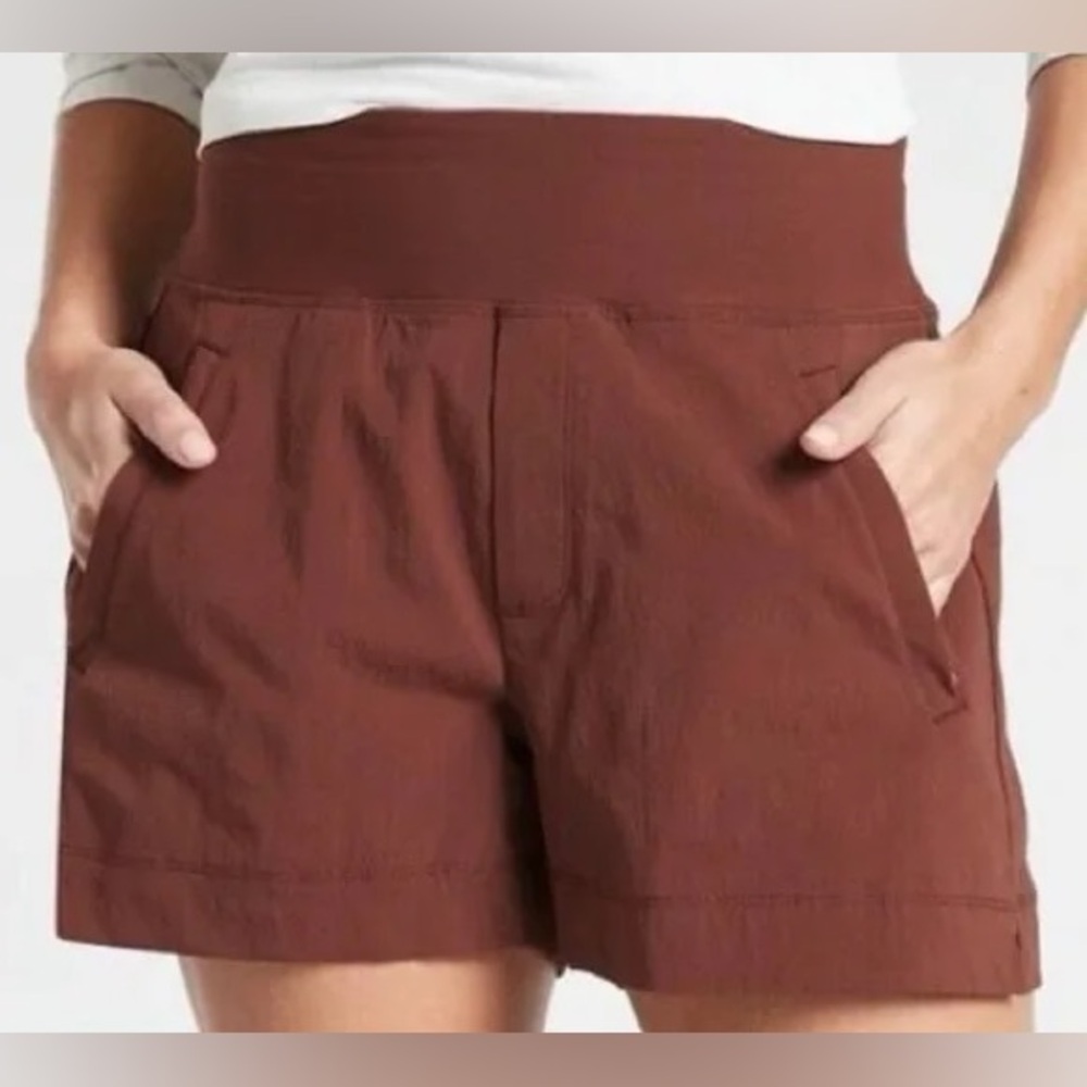Athleta Trekkie Shorts